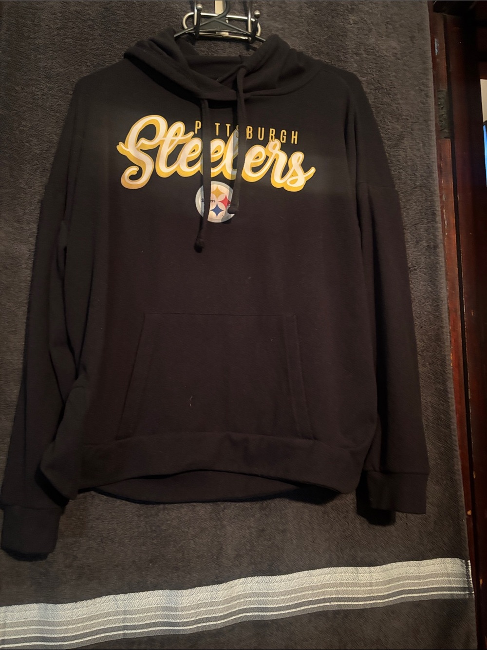 NFL Pittsburgh Steelers Black and Yellow Crewneck Sweatshirt